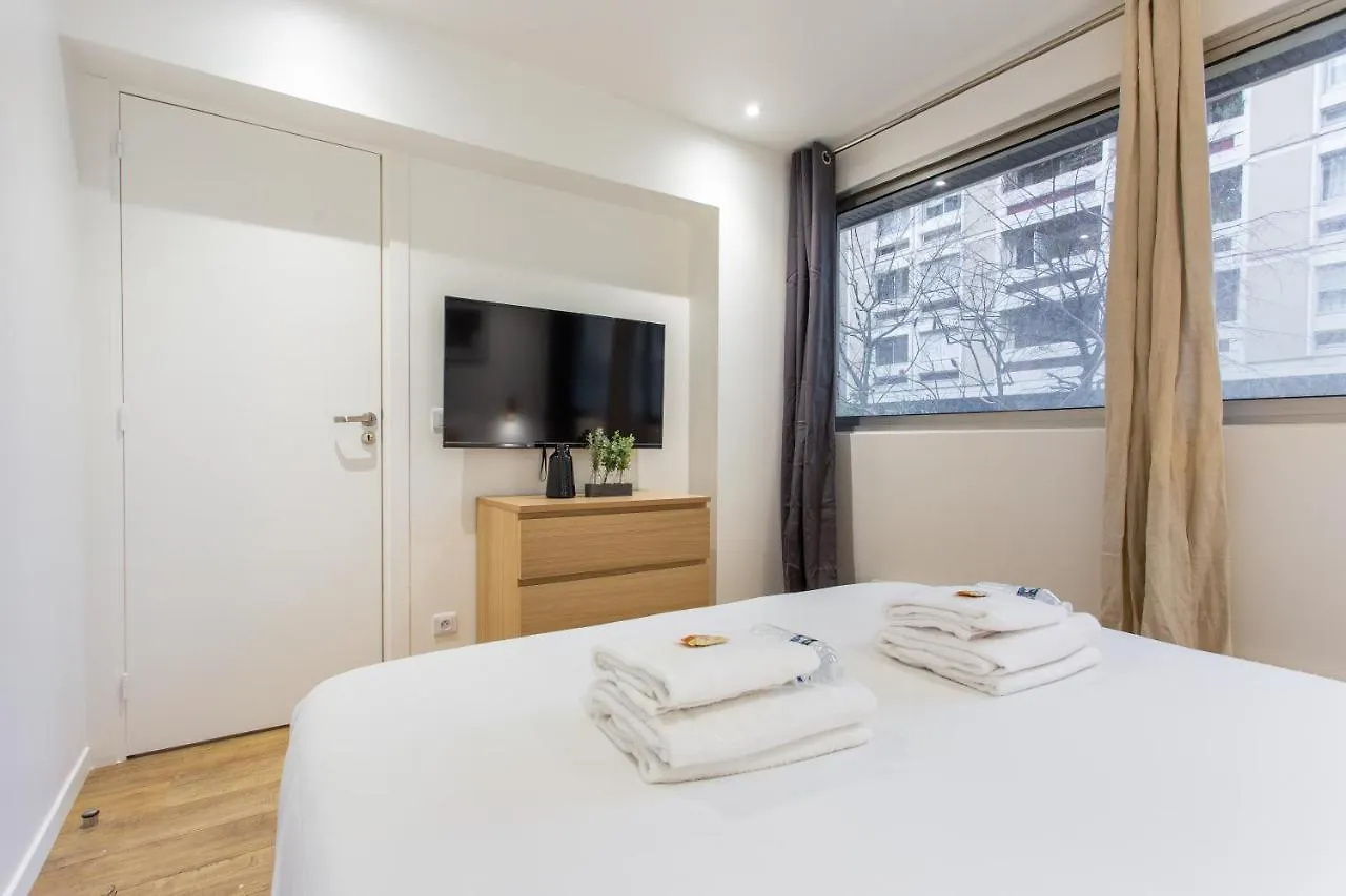 Cmg Montmartre - Cottages * Παρίσι