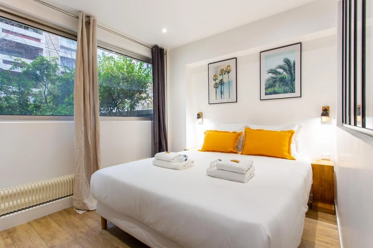 Cmg Montmartre - Cottages Daire